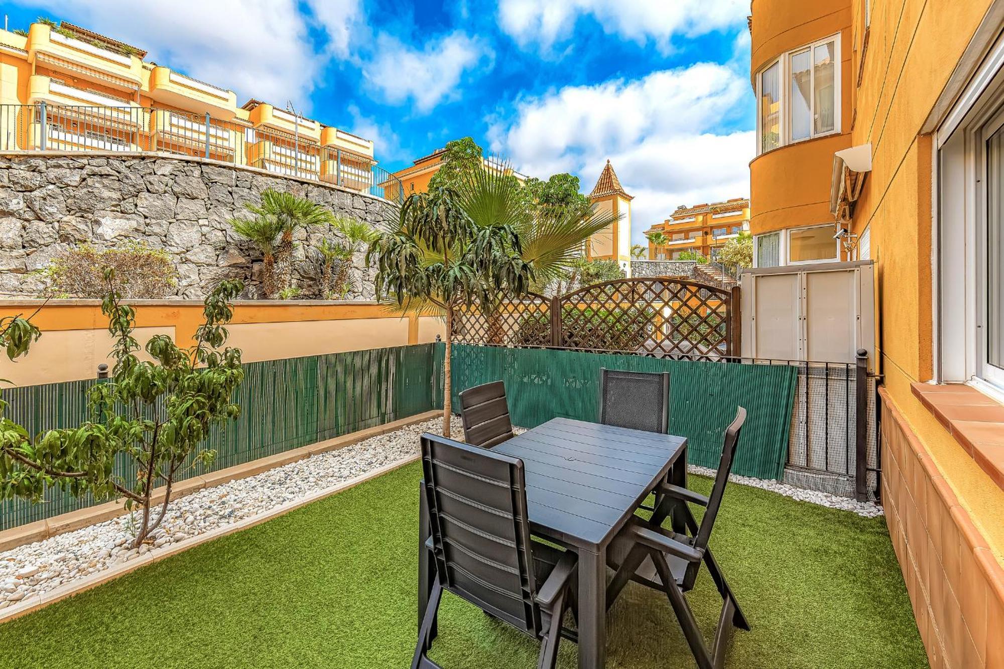 Ocean View Family Apartment In Playa La Arena Puerto de Santiago  Exterior foto